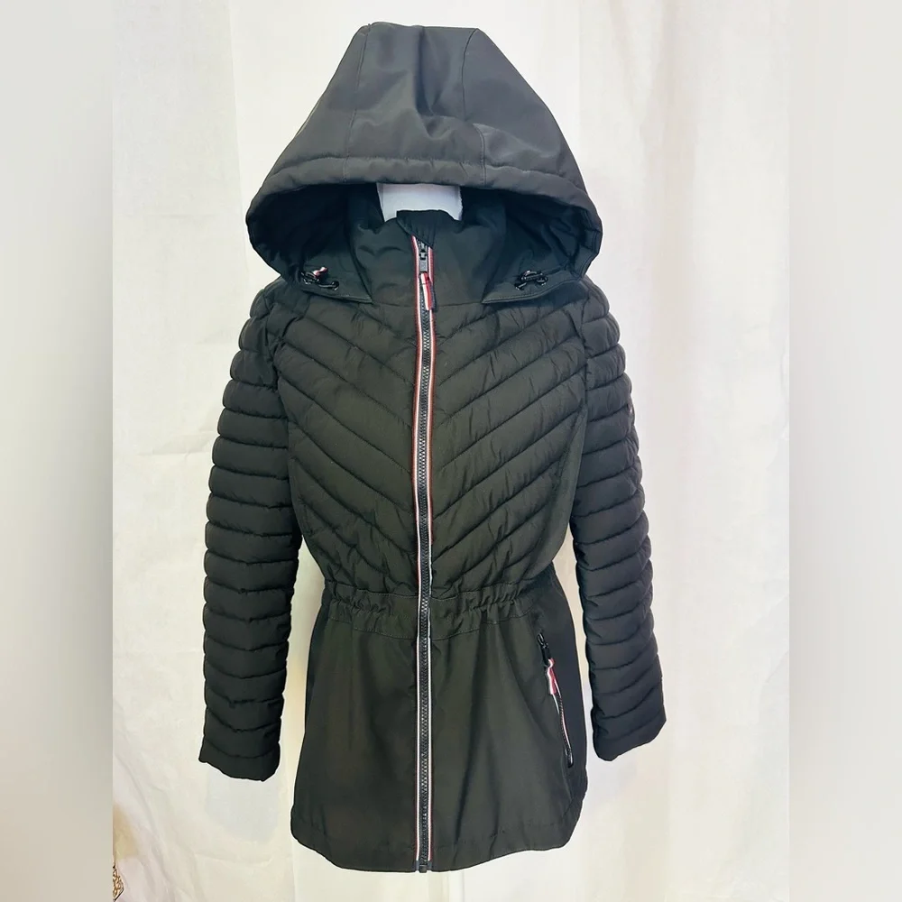 Women’s Black Quilted Hooded Jacket